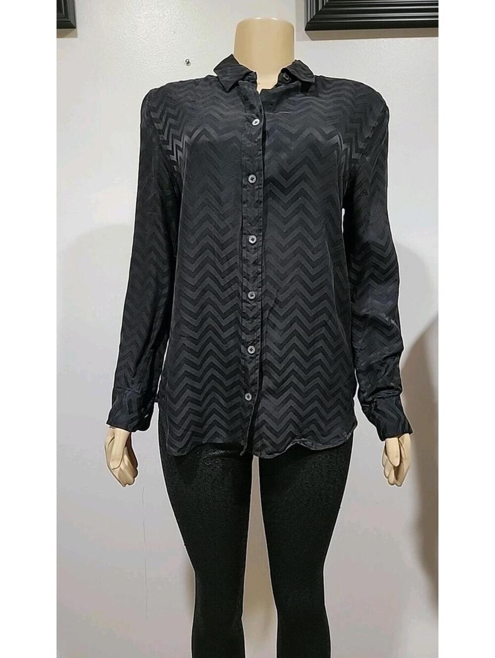 Equipment Femme Women's Top Size M  Black Silk Zigzag Printed Long Sleeve #C